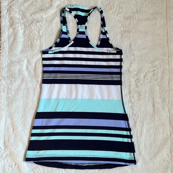 Striped Lululemon tank top - Picture 2 of 3
